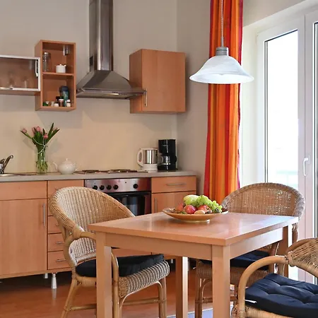 Ferienwohnung-7-villa-celia-sellin-strandnah-fuer-4-personen * Sellin (Rugen)